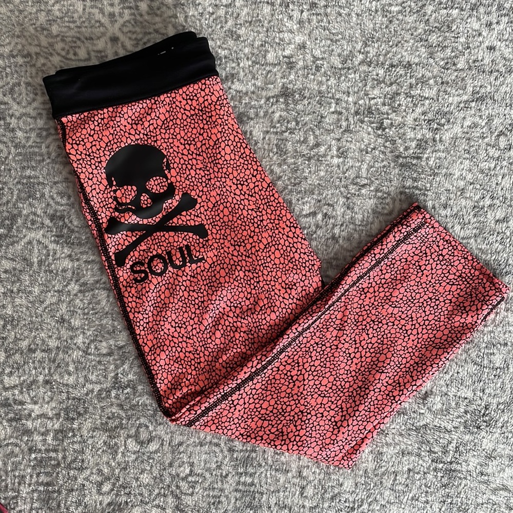 Nike Dri-fit capris. Size Small. Perfect Condition!